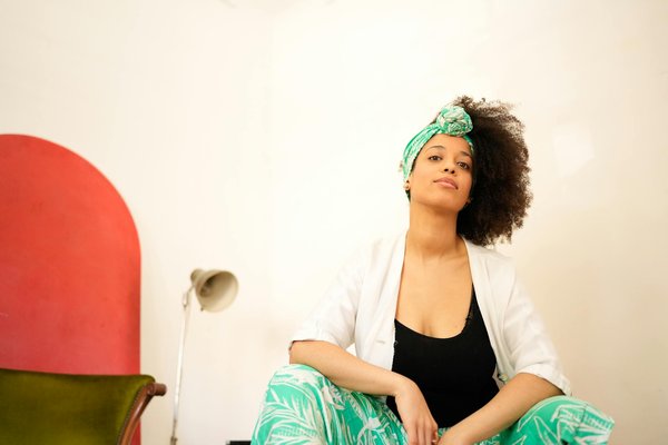 What are the steps to crafting a delicious bread and butter pudding?